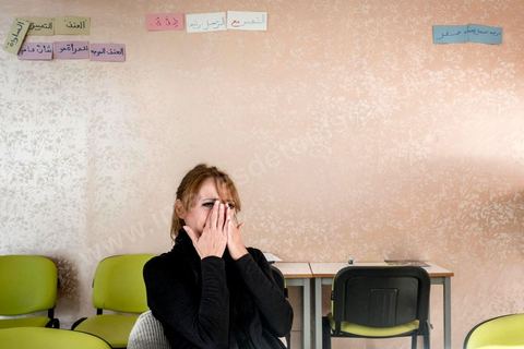 7 octobre 2017 : Karima Brini, Fondatrice et Présidente de l'association femme citoyenneté au local de l'association au Kef. Il s'agit d'un groupe de femmes et d’hommes indépendants, bénévoles, convaincus que la reconstruction de leur pays et l’établissement d’une véritable démocratie ne peuvent se faire sans cette majorité de femmes, et déterminés à nous engager en faveur de leur liberté et de leur dignité. Elles travaillent à lutter contre la précarisation des femmes et les discriminations et oeuvrent pour une société égalitaire en conduisant des actions pour la défense et le développement des droits des femmes dans les domaines économique, social, culturel et politique.