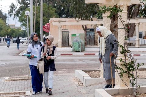 10 novembre 2017 : au centre ville de Oueslatia