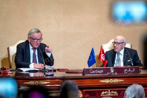 25 octobre 2018 : Signature de contrats et conférence de presse entre Jean-Claude Junker, Président de la Commission Européenne et Béji Caïd Essebsi, Président de la Tunisie au Palais de présidentiel de Carthage, , dans la cadre de la visite de Jean-Claude Junker en Tunisie le 25 et 26 octobre.