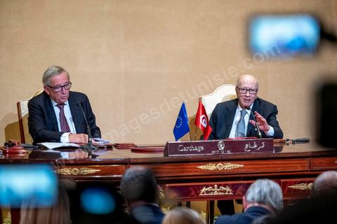 25 octobre 2018 : Signature de contrats et conférence de presse entre Jean-Claude Junker, Président de la Commission Européenne et Béji Caïd Essebsi, Président de la Tunisie au Palais de présidentiel de Carthage, , dans la cadre de la visite de Jean-Claude Junker en Tunisie le 25 et 26 octobre.