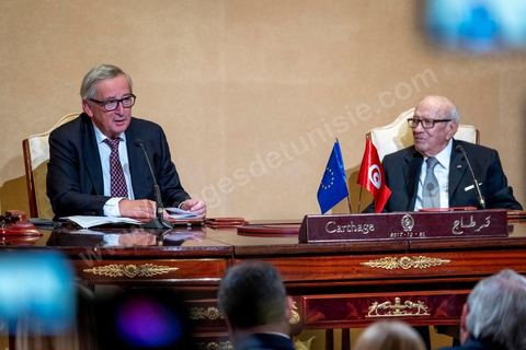 25 octobre 2018 : Signature de contrats et conférence de presse entre Jean-Claude Junker, Président de la Commission Européenne et Béji Caïd Essebsi, Président de la Tunisie au Palais de présidentiel de Carthage, , dans la cadre de la visite de Jean-Claude Junker en Tunisie le 25 et 26 octobre.