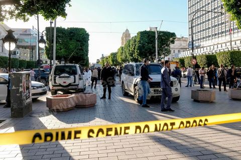 29 octobre 2018 : attentat suicide à l'avenue Habib Bourguiba à Tunis. La femme qui s'est fait exploser vers 13h55 ciblait une patrouille de sécurité, sur l'avenue Habib Bourguiba au centre ville de Tunis à quelques mètres du Ministère de l'Intérieur. L'attentat terroriste est survenu alors que cette patrouille stationnait devant un centre commercial situé sur l'avenue Habib Bourguiba, où se déroulait une manifestation encadrée par les forces de l'ordre, à Tunis. Le bilan définitif est de 20 personnes légèrement blessées dont 15 policiers. La terroriste originaire du Sahel est morte, il s'agissait d'une jeune diplômée sans emploi inconnue des services de police.