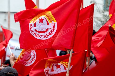 14 janvier 2019 : 8ème anniversaire de la révolution, place Med Ali au siège historique de l'UGTT, Noureddine Taboubi, secrétaire général fait au balcon de son bureau son discours à près d'un millier de syndicalistes. Suivi ensuite de l'interview dans son bureau.