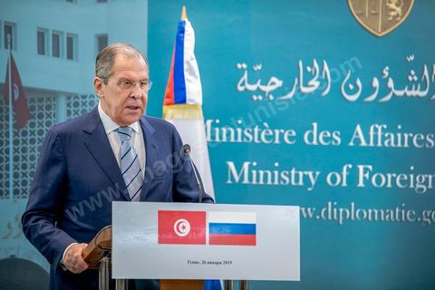 26 janvier 2019 : Au terme de sa visite en Tunisie, le ministre des Affaires étrangères russe Serguei Lavrov a annoncé, lors d'une conférnece de presse au Minsitère des Affaires Etrangères tunisien, la prochaine signature d’un accord de coopération économique et technico-scientifique avec notre pays. Son homologue tunisien a précisé que cet accord interviendra  dans le courant du premier semestre de cette année.
