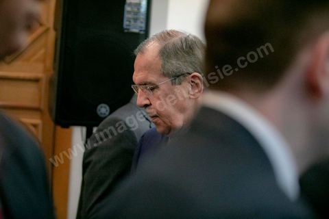 26 janvier 2019 : Au terme de sa visite en Tunisie, le ministre des Affaires étrangères russe Serguei Lavrov a annoncé, lors d'une conférnece de presse au Minsitère des Affaires Etrangères tunisien, la prochaine signature d’un accord de coopération économique et technico-scientifique avec notre pays. Son homologue tunisien a précisé que cet accord interviendra  dans le courant du premier semestre de cette année.
