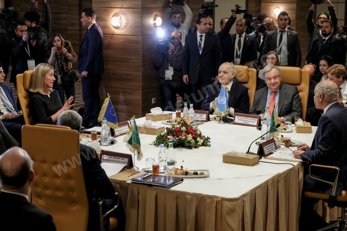 M38-906
