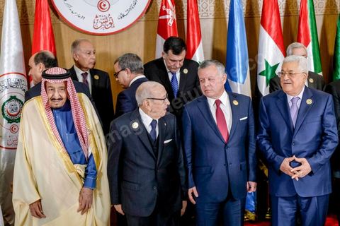 31 mars 2019 : 30ème session du Sommet de la Ligue Arabe à Tunis.Le président de la République Béji Caïd Essebsi a accueilli près de 20 dirigeants arabes présents pour prendre part aux travaux du Sommet. Il s’agit, notamment, du président libanais Michel Aoun, du président yéménite Abdrabbo Mansour Hadi, du président irakien Barham Saleh et l’Emir de l’Etat du Koweït, Cheikh Sabah al-Ahmad al-Jaber al-Sabah.Etaient arrivés, également, à Tunis, le président du Conseil présidentiel du gouvernement libyen d’entente nationale Fayez Sarraj, le président palestinien, Mahmoud Abbas, le président djiboutien, Ismaël Omar Guelleh, le président mauritanien Mohamed Ould Abdel Aziz et le Roi de Jordanie Abdallah II. 