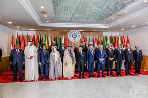 31 mars 2019 : 30ème session du Sommet de la Ligue Arabe à Tunis.Le président de la République Béji Caïd Essebsi a accueilli près de 20 dirigeants arabes présents pour prendre part aux travaux du Sommet. Il s’agit, notamment, du président libanais Michel Aoun, du président yéménite Abdrabbo Mansour Hadi, du président irakien Barham Saleh et l’Emir de l’Etat du Koweït, Cheikh Sabah al-Ahmad al-Jaber al-Sabah.Etaient arrivés, également, à Tunis, le président du Conseil présidentiel du gouvernement libyen d’entente nationale Fayez Sarraj, le président palestinien, Mahmoud Abbas, le président djiboutien, Ismaël Omar Guelleh, le président mauritanien Mohamed Ould Abdel Aziz et le Roi de Jordanie Abdallah II. 