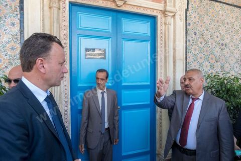 25 juillet 2019 : à 10h du matin est annoncé officiellement la mort du président de la République Béji Caïd Essebsi à l'hopital militaire de Tunis en ce jour de fête de la République. A l'aasemblée des représentant du peuple s'et l'efferversence, le président de l'assemblée est constituellement le successeur par interim du président défunt. Défilé de personnalité politique dasn le bureau du président de l'assemblée Mohamed Ennaceur avant de préter sermet en fin de jjournée comme président de la république pour un interim de trois mois et l'organisation d'élections présidentielles anticipées. 