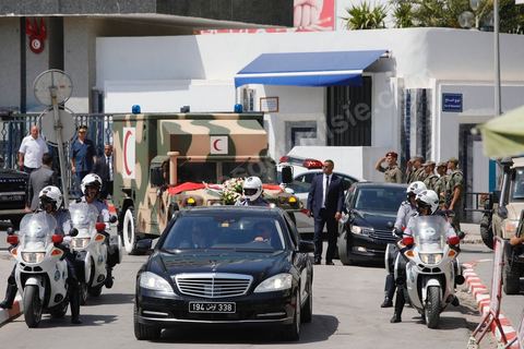 26 juillet 2019 : sortie de la dépouille du président Beji Caïd Essebsi de l'hopital Militaire de Tunis