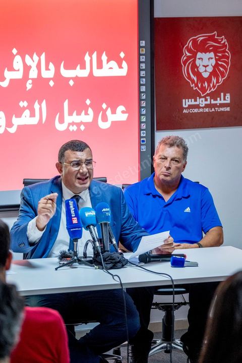 27 août 2019 : conférence de presse au siège du parti "Au coeur de la Tunisie" parti du candiadat aux présidentielles Nabil Karoui. ce m^me cnadidat fut arrété par la police pour poursuite judiciaire ce vendredi 23 aout et mis en prison bien que pas condamné par la justice pour affaire de blanchiment d'argent. Conférence de presse sur la sitaution de Nabil Karoui tenue apr la porte parole du parti Samira Chaouchi, son avocat Riadh Elloumi et un de ses candiats aux législatives Abdelaziz Belkhodja. 