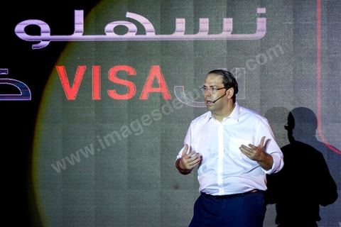 02 septembre 2019 : en ce premier jour de campagne officielle pour l'élection présidentielle anticipée, Youssef Chahed, Chef du Gouvernment en vacances, est candidat pour le nouveau parti Tahya Tounes. Dans une salle d'un hôtel 5 étoiles de Tunis, Youssef Chahed présente de façon théatrale son programme électoral devant une salle composée du bureau du parti, des responsables régionaux et locaux du parti et de personnalités qui le soutiennent. Il a affirmé qu'il rêve d'une Tunisie forte, pour une démocratie plus forte, pour un état régulateur, pour faciliter les démarches d'obtention de visas, propose de changer le mode de scrutin, ... 