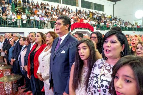 02 septembre 2019 : premier meeting populaire de campagne pour les élections présidentielles de la candidate Abir Moussi dans la salle de sport de la Goulette banlieue de Tunis. Abir Moussi, dans le quartet des sondages, est présidente du parti destourine Libre et candidate aux présidentielles anticipées du 15 septembre, présente les grands axes de son programme devant près de 1500 sympathisants venus de tout le pays. Abir Moussi a réitéré que l’Islam politique n’avait pas de place en Tunisie soulignant qu’Ennahdha était impliqué dans plusieurs « crimes, infractions et menaces de la sûreté nationale ». Dans ce sens, elle a assuré qu’elle ne gouvernera jamais avec le parti islamiste quitte à recourir à l’opposition.