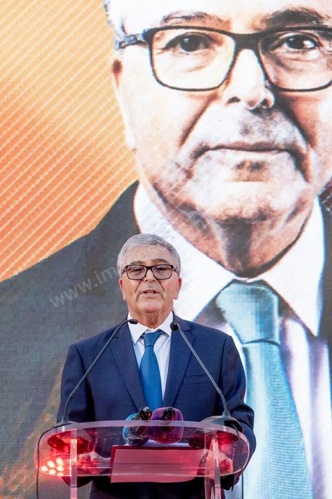 07 septembre 2019 : à Monastir sur l'espalande devant le Mausolée de Habib Bourguiba, Abdelkarim Zbidi, candidat de dernière minute et dit indépendant, tient son premier meeting populaire de campagne présidentielle. Après une visite sur la tombe de Bourguiba, Zbidi a tenu une foule de 3000 personnes avec un discours de 15 minutes. 