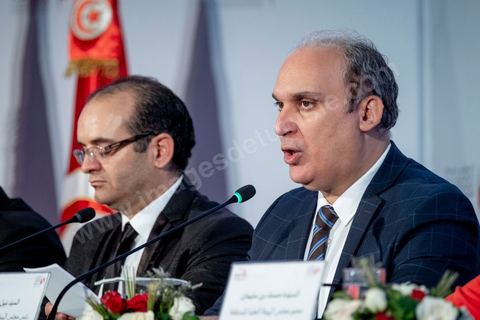 17 septembre 2019 : au centre de presse de l'ISIE, Instance Supérieure Indépendante des Elections, le prsident de l'ISIE, Nabil Baffoun, annonce les résultultas complets préliminaires du 1er tour des électiosn présidentielles du 15 septembre. Kais Saied, candidat indépendant, termin epremier avec 18,8 % suivi par Nabil Karoui, candidat en prison, avec 15,5 %, tous les deux sont qualifiés pour le second tour en atttendant d'éventuels recours invalidants et l'annonce officielle et definitives des résultats prévus dasn les trois emaines à venir maximum. 
