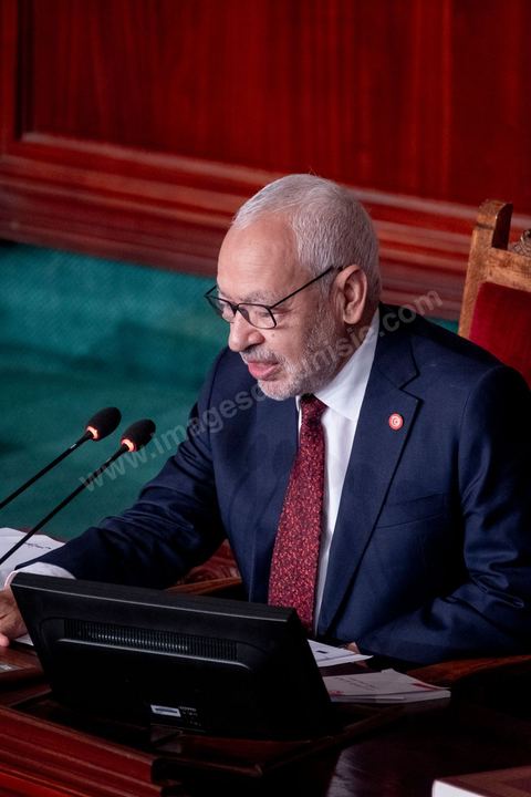 13 novembre 2019 : Rached Ghannouchi élu Président de l'ARP. L’Assemblée des Représentants du Peuple a tenu ce mercredi sa première séance plénière de la nouvelle législature suite aux élections du 6 octobre sous la présidence du doyen des députés Rached Ghannouchi, président du parti Ennahdha et candidat à la présidence de l'ARP. Après des premiers échanges houleux, notamment de la députée Abir Moussi, les députés ont élu avec 123 voix sur 217 Rached Ghannouchi nouveau Président de l'ARP grâce au soutien de dernière minute du parti de Nabil Karoui, Qalb Tounes, malgré une campagne anti Ennahdha. Samira Chaouchi, députée du parti Qalb Tounes est ensuite élue vice présidente de l'ARP.