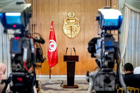 24 janvier 2020 : première conférence de presse de Elyes Fakhfakh franchement nommé par la Président de la République Kais Saied comme Chef de Gouvernement pour former le nouveau gouvernement et se soumettre au vote de confiance de l'Assemblée. Il a présenté les grandes lignes présidant à la formation de son gouvernement qu'il veut politque, réduit et homogène. « Ce sera un gouvernement harmonieux et restreint, qui ne comportera pas plus de 25 ministres, afin de garantir la plus grande efficacité. Il sera représentatif des compétences jeunes et féminines et sera annoncé dans les plus brefs délais ».