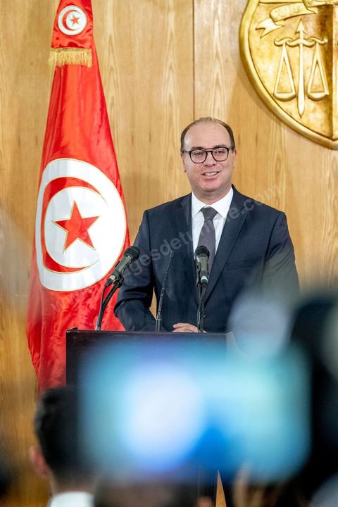 24 janvier 2020 : première conférence de presse de Elyes Fakhfakh franchement nommé par la Président de la République Kais Saied comme Chef de Gouvernement pour former le nouveau gouvernement et se soumettre au vote de confiance de l'Assemblée. Il a présenté les grandes lignes présidant à la formation de son gouvernement qu'il veut politque, réduit et homogène. « Ce sera un gouvernement harmonieux et restreint, qui ne comportera pas plus de 25 ministres, afin de garantir la plus grande efficacité. Il sera représentatif des compétences jeunes et féminines et sera annoncé dans les plus brefs délais ».