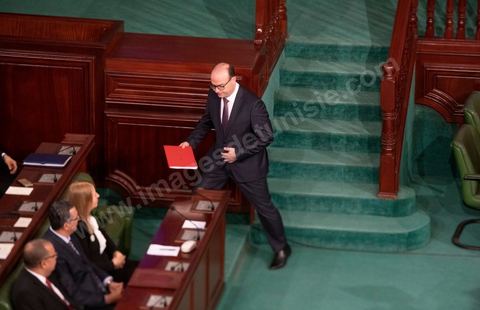 26 février 2020 : Discours de Elyes Fakhfakh devant l'ARP lors du vote de confiance du gouvernement de Elyes Fakhfakh, Premier ministre proposé par le président Kais Saied, à l'assemblée des Représentants du Peuple. Après la présentation des membres du gouvernement, le premier ministre nommé présente son programme pour le vote de confiance qui doit avoir lieu dasn la soirée après les questions des parlementaires. 