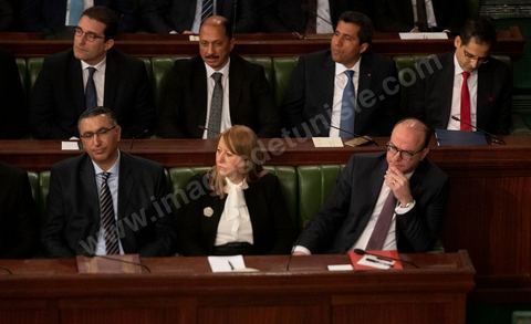 26 février 2020 : Discours de Elyes Fakhfakh devant l'ARP lors du vote de confiance du gouvernement de Elyes Fakhfakh, Premier ministre proposé par le président Kais Saied, à l'assemblée des Représentants du Peuple. Après la présentation des membres du gouvernement, le premier ministre nommé présente son programme pour le vote de confiance qui doit avoir lieu dasn la soirée après les questions des parlementaires. 