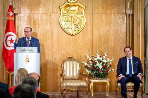 28 février 2020 : Dsiocurs de Elyes Fakhfakh à la passation de pouvoir entre les deux chefs de gouvernement, Youssef Chahed, sortant, et Elyes Fakhfakh, fraichement investi par le parlement. La cérémonie que c'est déroulé en présence des memebres des deux gouvernements commença par un discours de Youssef Chahed puis de Elyes Fakhfakh. 