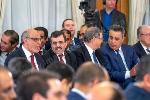 28 février 2020 : les anciens premiers ministres depuis la révolution à la  passation de pouvoir entre les deux chefs de gouvernement, Youssef Chahed, sortant, et Elyes Fakhfakh, fraichement investi par le parlement. La cérémonie que c'est déroulé en présence des memebres des deux gouvernements commença par un discours de Youssef Chahed puis de Elyes Fakhfakh. 