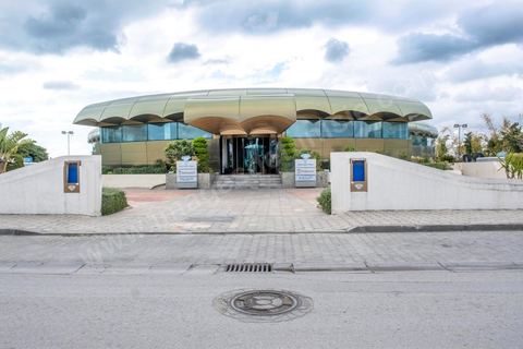 27 mars 2020 : les quartiers du Lac 1 et 2, quartier d'affaires de Tunis sous le confinement du Covid19. Ces deux quartiers ont été déclarés aussi zone de pic du virus. 