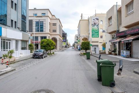 27 mars 2020 : les quartiers du Lac 1 et 2, quartier d'affaires de Tunis sous le confinement du Covid19. Ces deux quartiers ont été déclarés aussi zone de pic du virus. 