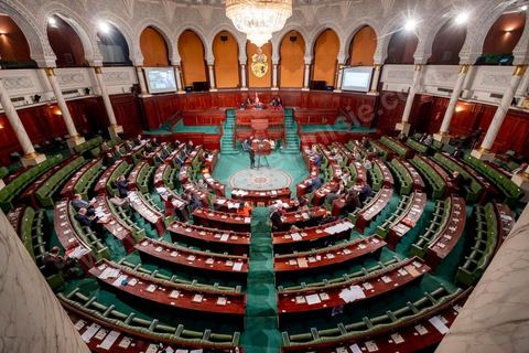 2 décembre 2020 : à l'Assemblée des Représentants du Peuple (ARP) jour de débat du projet de loi de finance, budget du Ministère de l'agriculture pour 2021, seul une trentaine (sur 217) députés présents. Séance présidée par Rached Ghannouchi Président de l'ARP et du parti islamiste Ennahdha. 