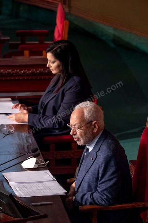 2 décembre 2020 : à l'Assemblée des Représentants du Peuple (ARP) jour de débat du projet de loi de finance, budget du Ministère de l'agriculture pour 2021, seul une trentaine (sur 217) députés présents. Séance présidée par Rached Ghannouchi Président de l'ARP et du parti islamiste Ennahdha. 