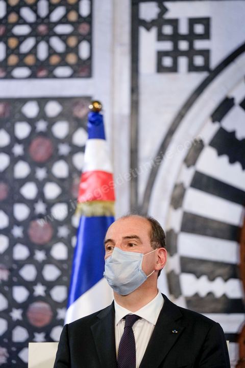 3 juin 2021 : Signateure contrats et déclaration presse lors de la rencontre entre Hichem Mechichi, chef du gouvernement tunisien et Jean CASTEX, Premier ministre, dans le cadre de sa visite à Tunis à l’occasion du 3ème Haut Conseil de Coopération franco-tunisien, accompagné de M. Jean-Yves LE DRIAN, ministre de l'Europe et des Affaires étrangères, de Mme Frédérique VIDAL, ministre de l'Enseignement supérieur, de la Recherche et de l'Innovation, de M. Jean-Baptiste DJEBBARI, ministre délégué auprès de la ministre de la Transition écologique, chargé des Transports, de M. Alain GRISET, ministre délégué auprès du ministre de l’Économie, des Finances et de la Relance, chargé des Petites et Moyennes Entreprises. POOL