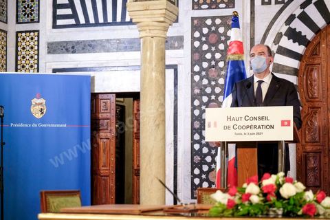 3 juin 2021 : Signateure contrats et déclaration presse lors de la rencontre entre Hichem Mechichi, chef du gouvernement tunisien et Jean CASTEX, Premier ministre, dans le cadre de sa visite à Tunis à l’occasion du 3ème Haut Conseil de Coopération franco-tunisien, accompagné de M. Jean-Yves LE DRIAN, ministre de l'Europe et des Affaires étrangères, de Mme Frédérique VIDAL, ministre de l'Enseignement supérieur, de la Recherche et de l'Innovation, de M. Jean-Baptiste DJEBBARI, ministre délégué auprès de la ministre de la Transition écologique, chargé des Transports, de M. Alain GRISET, ministre délégué auprès du ministre de l’Économie, des Finances et de la Relance, chargé des Petites et Moyennes Entreprises. POOL