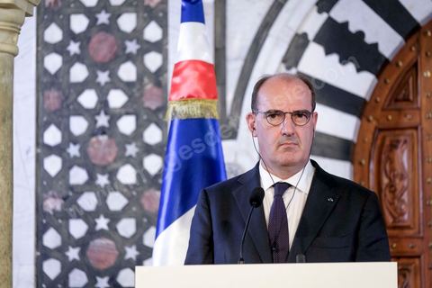 3 juin 2021 : Signateure contrats et déclaration presse lors de la rencontre entre Hichem Mechichi, chef du gouvernement tunisien et Jean CASTEX, Premier ministre, dans le cadre de sa visite à Tunis à l’occasion du 3ème Haut Conseil de Coopération franco-tunisien, accompagné de M. Jean-Yves LE DRIAN, ministre de l'Europe et des Affaires étrangères, de Mme Frédérique VIDAL, ministre de l'Enseignement supérieur, de la Recherche et de l'Innovation, de M. Jean-Baptiste DJEBBARI, ministre délégué auprès de la ministre de la Transition écologique, chargé des Transports, de M. Alain GRISET, ministre délégué auprès du ministre de l’Économie, des Finances et de la Relance, chargé des Petites et Moyennes Entreprises. POOL