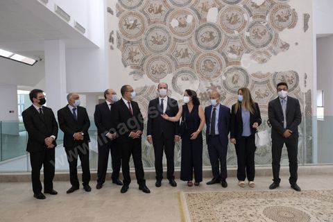 3 juin 2021 : Visite du Musée du Bardo par Jean CASTEX, Premier ministre, en compagnie de sa femme et du Ministre tunisien du tourisme et de la culture dans le cadre de sa visite à Tunis à l’occasion du 3ème Haut Conseil de Coopération franco-tunisien, accompagné de M. Jean-Yves LE DRIAN, ministre de l'Europe et des Affaires étrangères, de Mme Frédérique VIDAL, ministre de l'Enseignement supérieur, de la Recherche et de l'Innovation, de M. Jean-Baptiste DJEBBARI, ministre délégué auprès de la ministre de la Transition écologique, chargé des Transports, de M. Alain GRISET, ministre délégué auprès du ministre de l’Économie, des Finances et de la Relance, chargé des Petites et Moyennes Entreprises. POOL