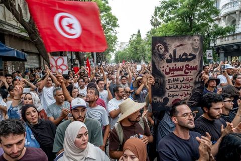July 25, 2026: Five years after Kais Saied’s coup, the country is slowly sinking, the people and the economy are being drained, and the government remains stuck in its inability to find solutions—as evidenced by the past 10 days, during which Tunisia experienced one of its worst heat waves and an electricity crisis, with outages lasting several hours and days across the entire country. On this day—which marks both Republic Day and the anniversary of the incumbent president’s seizure of all powers—nearly 2,000 protesters took to the streets in Tunis, chanting slogans and making gestures from the 2011 revolution: “Get out!” and “Game Over” ...