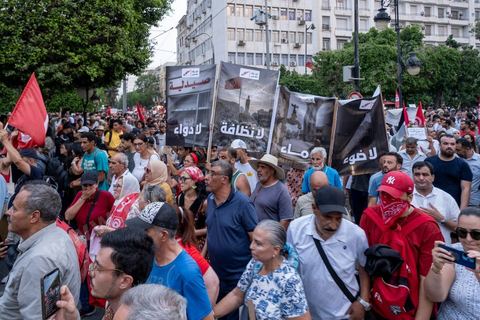 July 25, 2026: Five years after Kais Saied’s coup, the country is slowly sinking, the people and the economy are being drained, and the government remains stuck in its inability to find solutions—as evidenced by the past 10 days, during which Tunisia experienced one of its worst heat waves and an electricity crisis, with outages lasting several hours and days across the entire country. On this day—which marks both Republic Day and the anniversary of the incumbent president’s seizure of all powers—nearly 2,000 protesters took to the streets in Tunis, chanting slogans and making gestures from the 2011 revolution: “Get out!” and “Game Over” ...