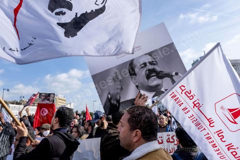 6 février 2022 : 9 ans après l'assassinat de Chokri Belaïd, un petit millier de partisans principalement de gauche se sont rassemblés à la place des Droits de l'Homme à Tunis pour commémorer la mort du militant politique. Malgrè l'interdiction de manifester conjointement mis en place avec le couvre feu nocturne dans le cadre  du protocole Covid imposé par le Président Kais Saied, la veille au soir, le président autorisé ces regroupements ainsi que la manifestation de ses partisans devant le Conseil Supérieur de la Magsitrature qu'il a dissout dans la nuit. 