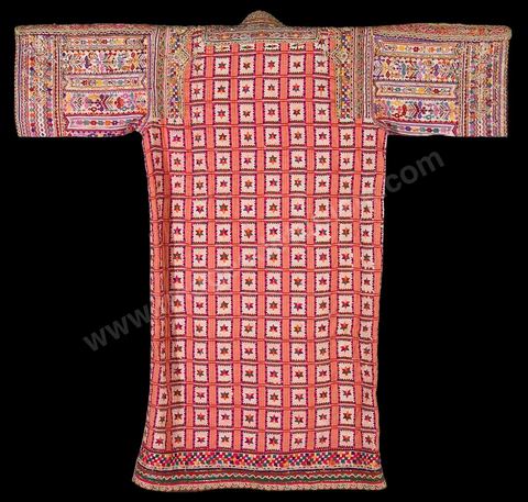 Costumes traditionnels et textiles tunisiens - Collection Lalla Hadria Museum - Djerba Explore
