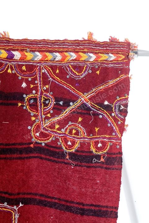 Costumes traditionnels et textiles tunisiens - Collection Lalla Hadria Museum - Djerba Explore