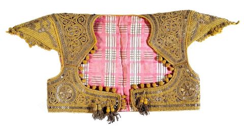 Costumes traditionnels et textiles tunisiens - Collection Lalla Hadria Museum - Djerba Explore