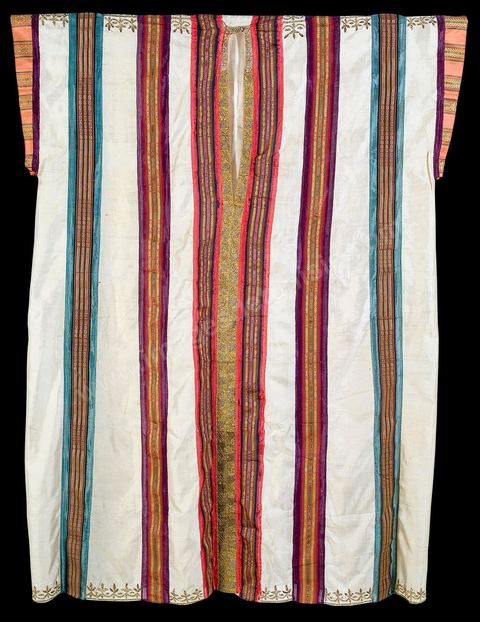 Costumes traditionnels et textiles tunisiens - Collection Lalla Hadria Museum - Djerba Explore