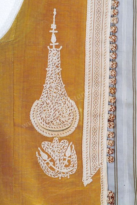 Costumes traditionnels et textiles tunisiens - Collection Lalla Hadria Museum - Djerba Explore