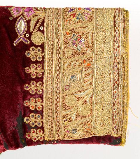 Costumes traditionnels et textiles tunisiens - Collection Lalla Hadria Museum - Djerba Explore