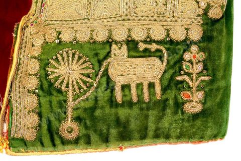 Costumes traditionnels et textiles tunisiens - Collection Lalla Hadria Museum - Djerba Explore