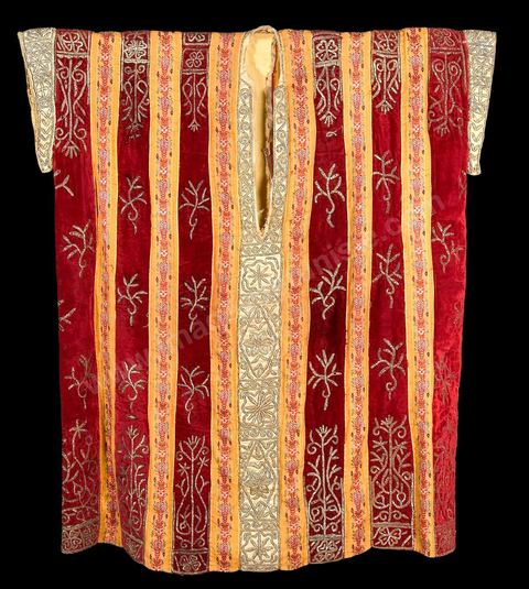 Costumes traditionnels et textiles tunisiens - Collection Lalla Hadria Museum - Djerba Explore