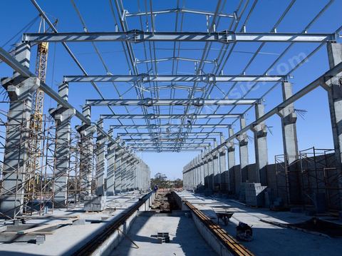 Chantier de construction de l'usine TIPAP à Sfax