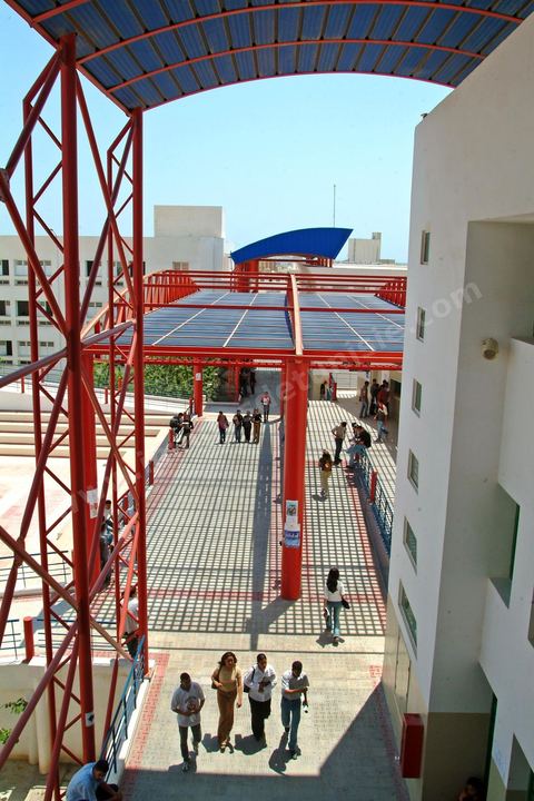 Université de l'ISET de Sfax _ Institut des Sciences économiques et techniques