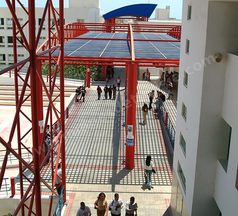 Université de l'ISET de Sfax _ Institut des Sciences économiques et techniques