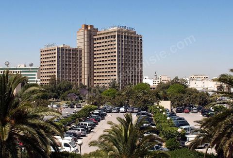 Siège social de la STB Bank à Tunis sur l'avenue Mohamed V