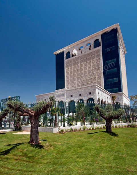 Siège social de la nouvelle Banque islamique la Banque Zitouna du groupe Princess El Materi à Tunis